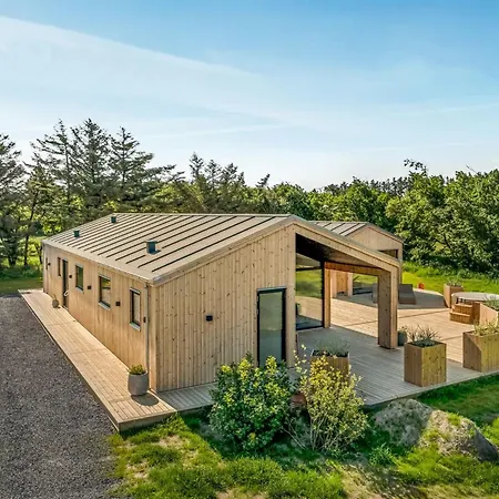 Silja - 900m From The Sea By Interhome