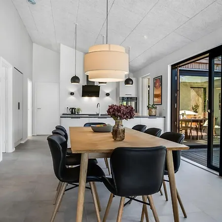 Silja - 900m From The Sea By Interhome *